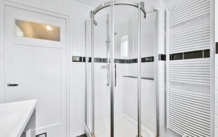 Modern shower stall